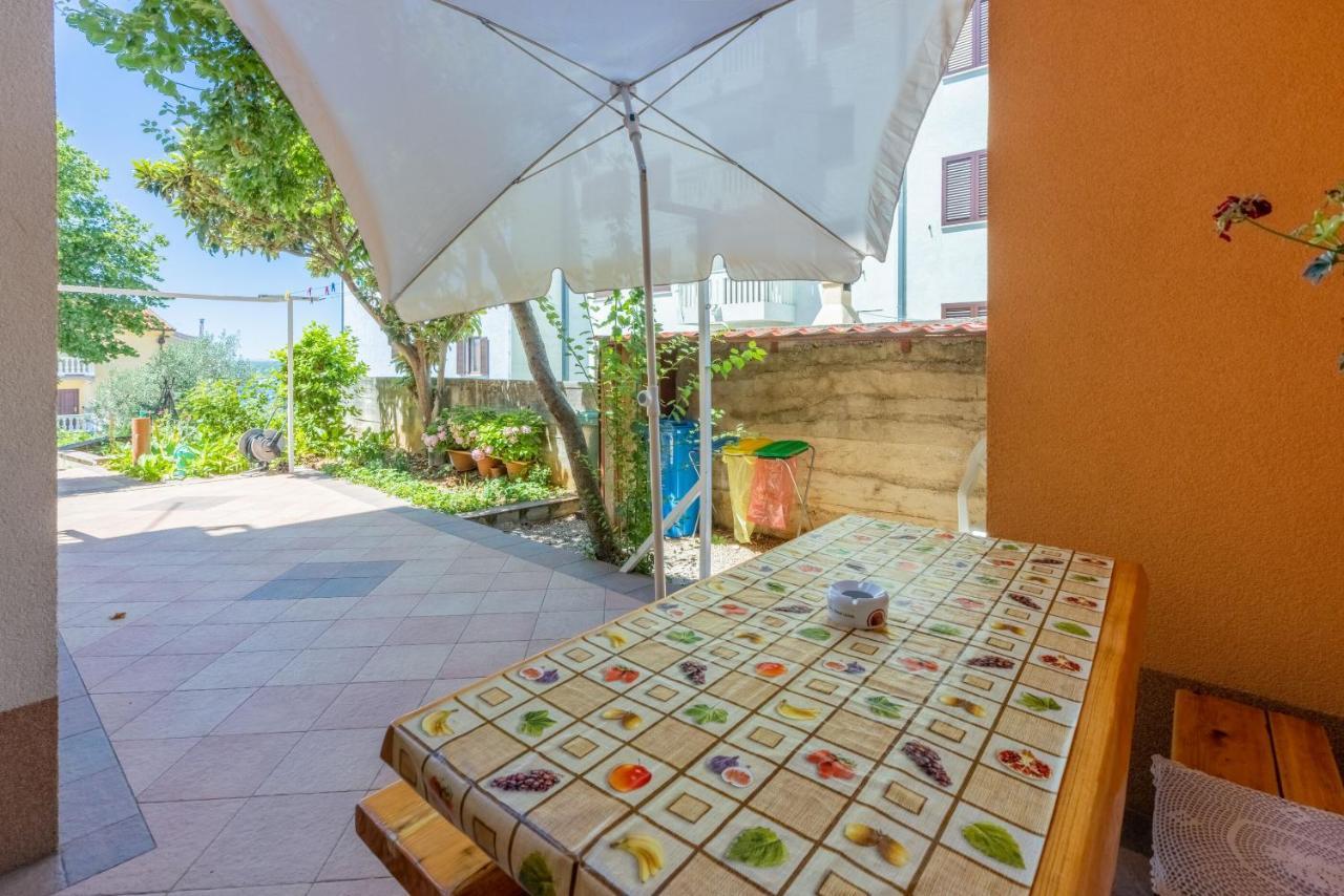 Apartments Lilin Цриквеница Экстерьер фото