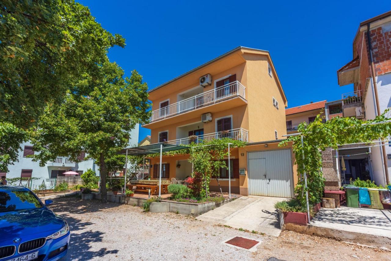 Apartments Lilin Цриквеница Экстерьер фото