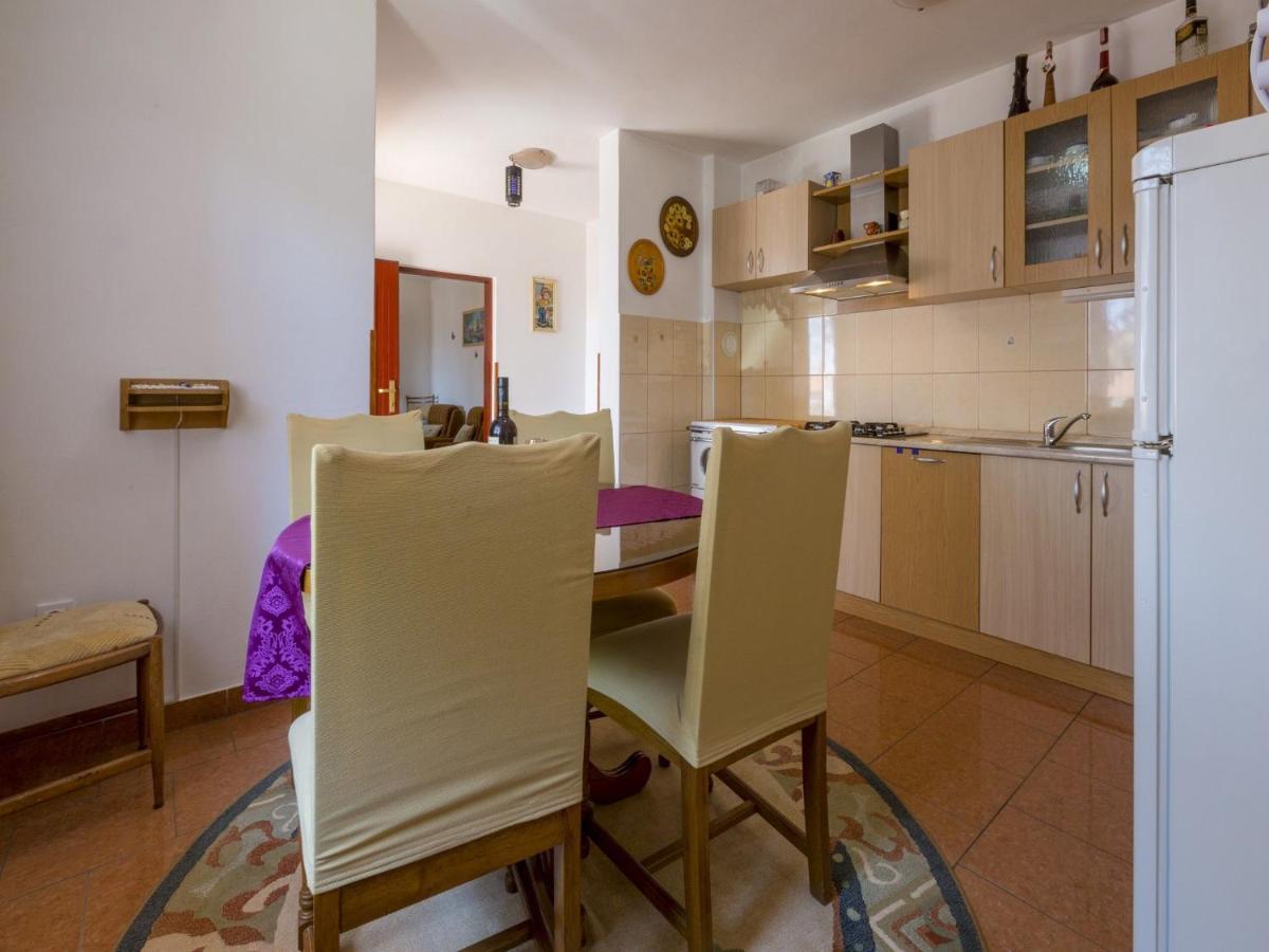 Apartments Lilin Цриквеница Экстерьер фото