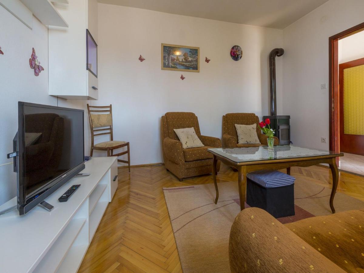 Apartments Lilin Цриквеница Экстерьер фото