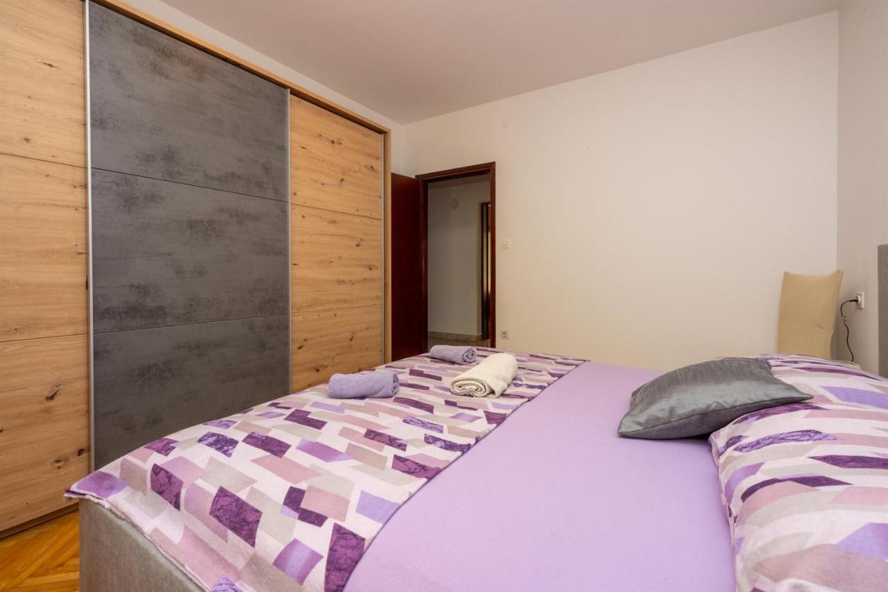 Apartments Lilin Цриквеница Экстерьер фото